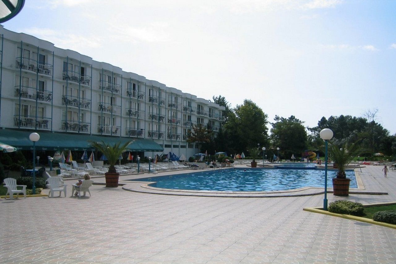 Hotel Kotva Солнечный берег Экстерьер фото